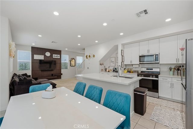 16084 Jamie Lane 1, Fontana, CA 92336