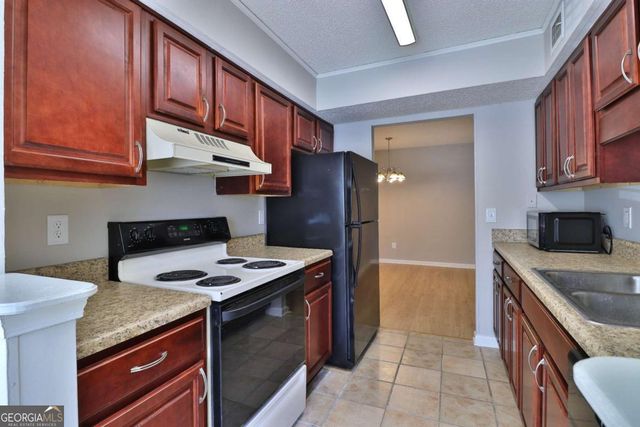 1412 Huntingdon Chase, Sandy Springs, GA 30350