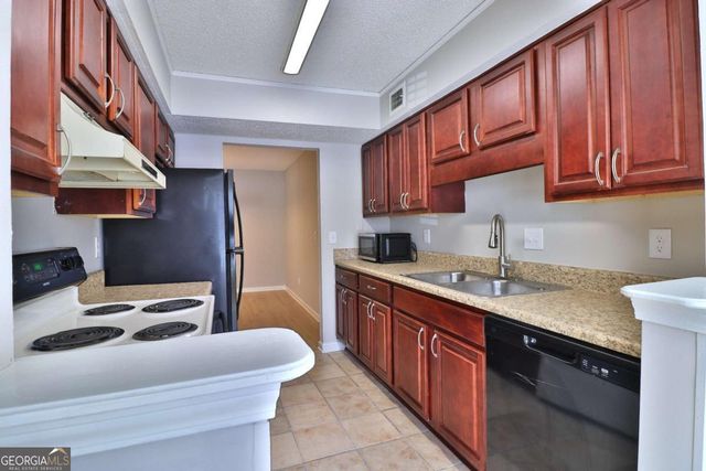 1412 Huntingdon Chase, Sandy Springs, GA 30350