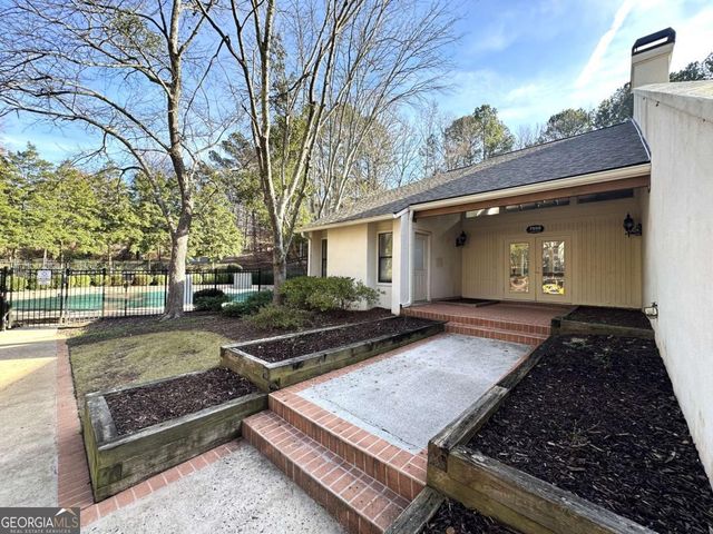 1412 Huntingdon Chase, Sandy Springs, GA 30350