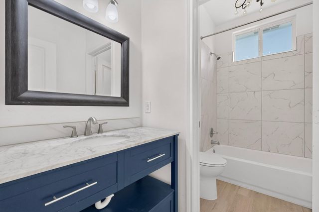 212 Kipahulu DR, Bastrop, TX 78602