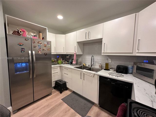 5100 SW 41st Street 328, Pembroke Park, FL 33023