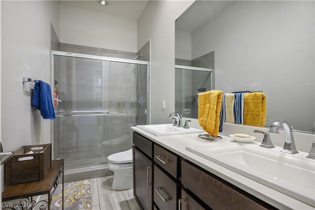 3016 Travesara Avenue, Henderson, NV 89044