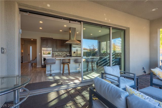 3016 Travesara Avenue, Henderson, NV 89044