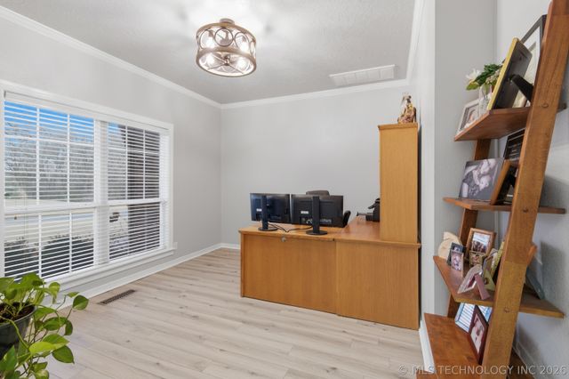 3816 S Butternut Avenue, Broken Arrow, OK 74011