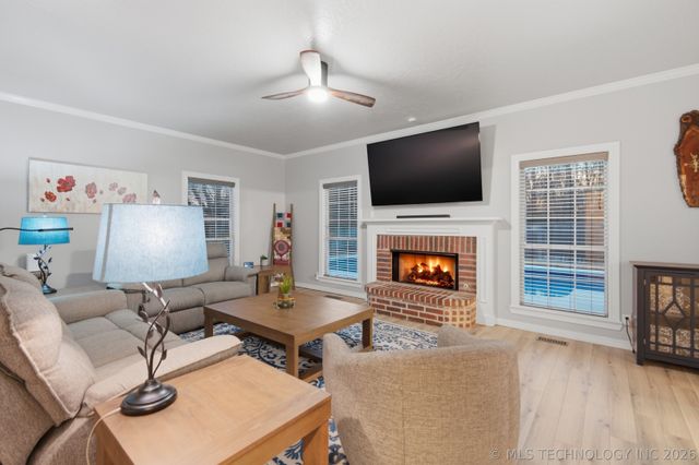 3816 S Butternut Avenue, Broken Arrow, OK 74011