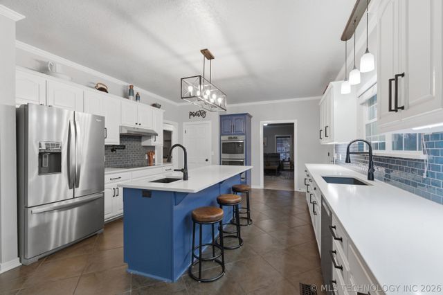 3816 S Butternut Avenue, Broken Arrow, OK 74011