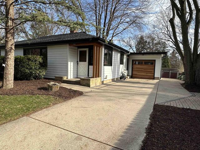 5009 Buckeye Road, Madison, WI 53716