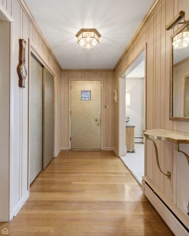 6543 Kolmar Avenue, Lincolnwood, IL 60712