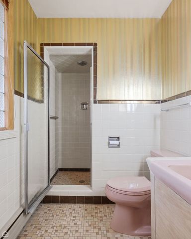 6543 Kolmar Avenue, Lincolnwood, IL 60712