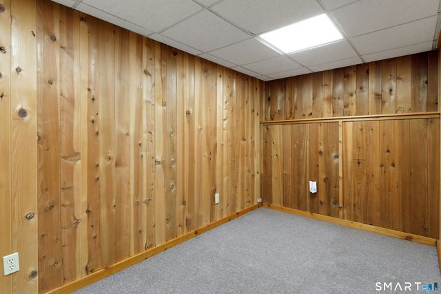8 Mountain Trail, Stamford, CT 06903