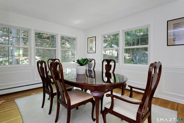 8 Mountain Trail, Stamford, CT 06903
