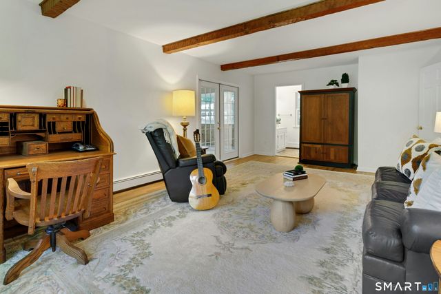 8 Mountain Trail, Stamford, CT 06903
