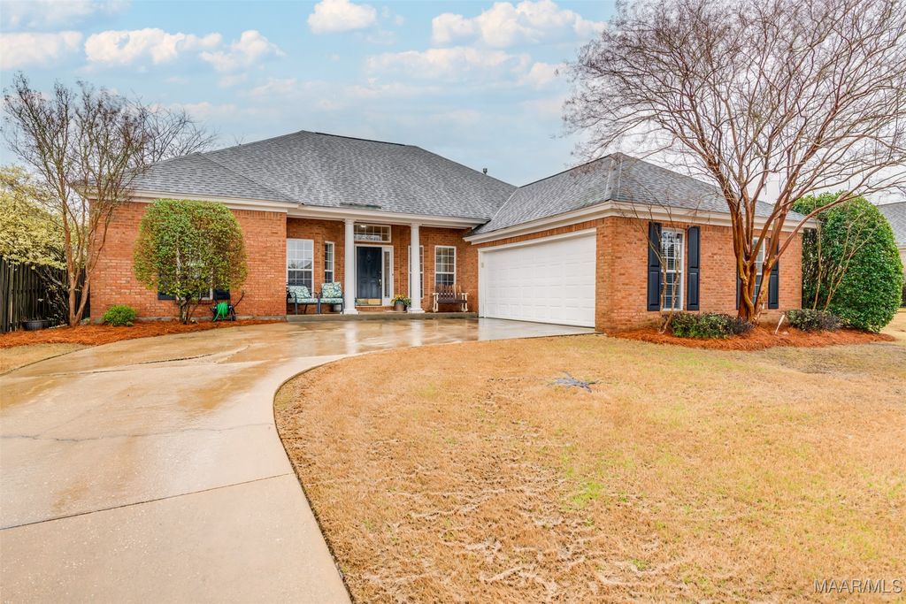 9211 HANSTON Place, Montgomery, AL 36117