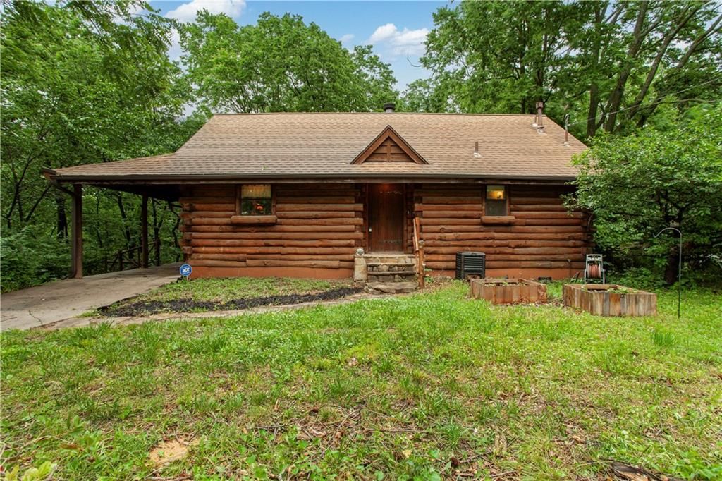 2909 N Hunter Avenue, Kansas City, MO 64129