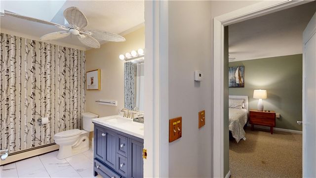 35 Lilly Lane, Narragansett, RI 02882