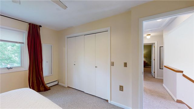 35 Lilly Lane, Narragansett, RI 02882