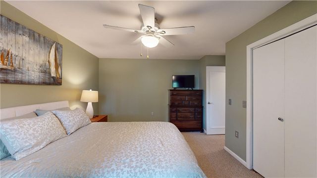 35 Lilly Lane, Narragansett, RI 02882