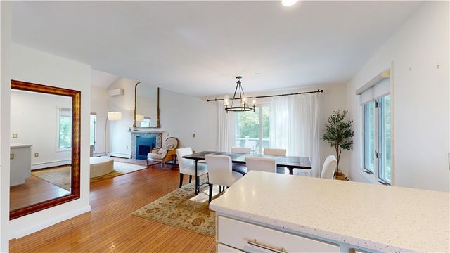 35 Lilly Lane, Narragansett, RI 02882
