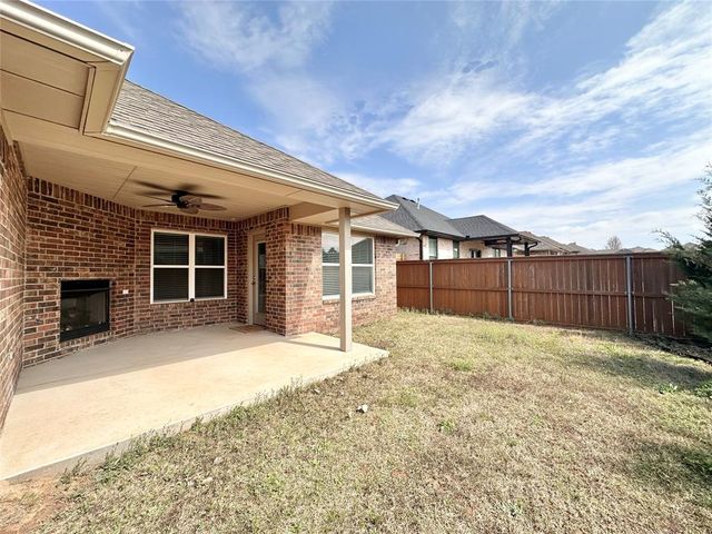 4400 Peach Tree, Shawnee, OK 74804