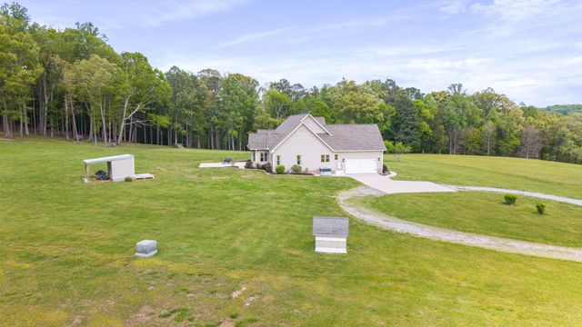 1809 County Road 50, Riceville, TN 37370