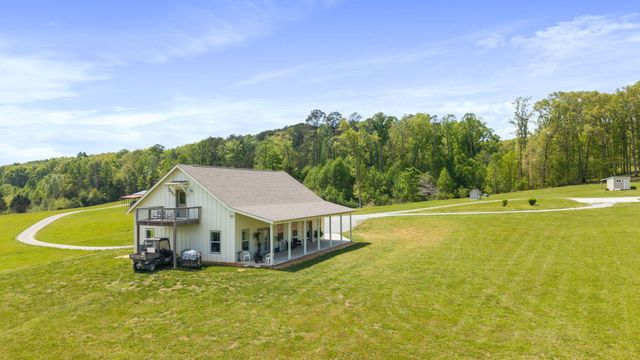 1809 County Road 50, Riceville, TN 37370