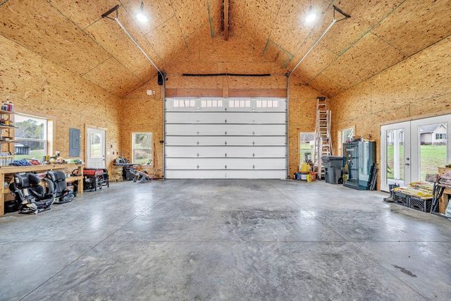 1809 County Road 50, Riceville, TN 37370