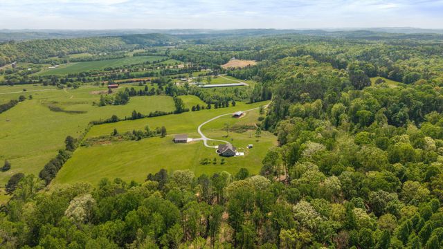 1809 County Road 50, Riceville, TN 37370