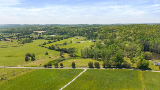 1809 County Road 50, Riceville, TN 37370
