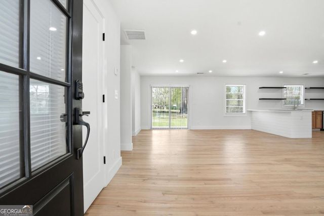 5542 Joeclay Drive, Stone Mountain, GA 30088