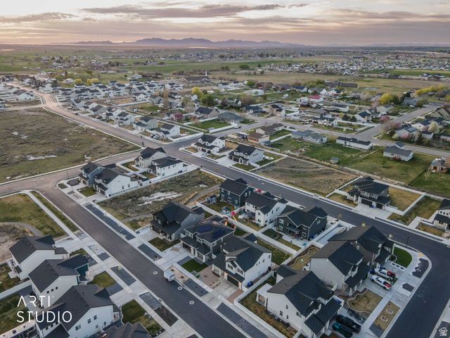2608 W 2960 S, Syracuse, UT 84075