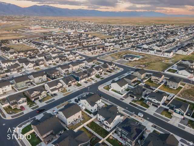 2608 W 2960 S, Syracuse, UT 84075