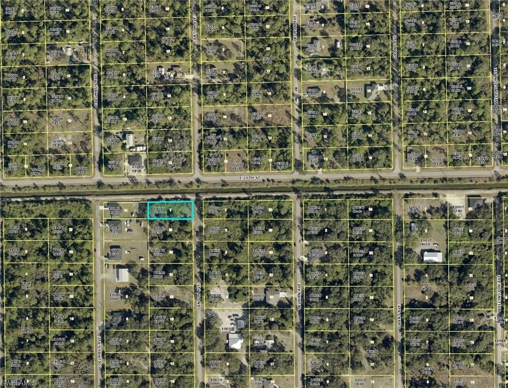 1923 Canton AVE, LEHIGH ACRES, FL 33972 — photo 3