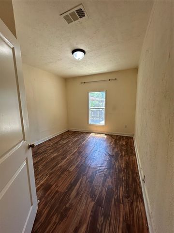 411 Evelyn Street, Mckinney, TX 75069