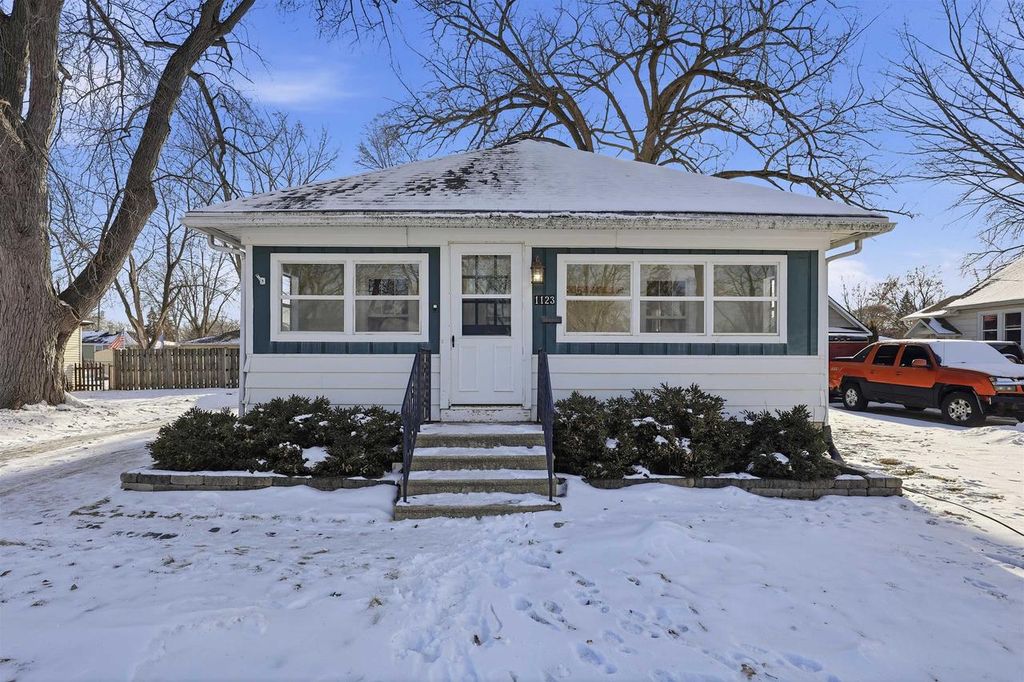 1123 9TH STREET, Green Bay, WI 54304