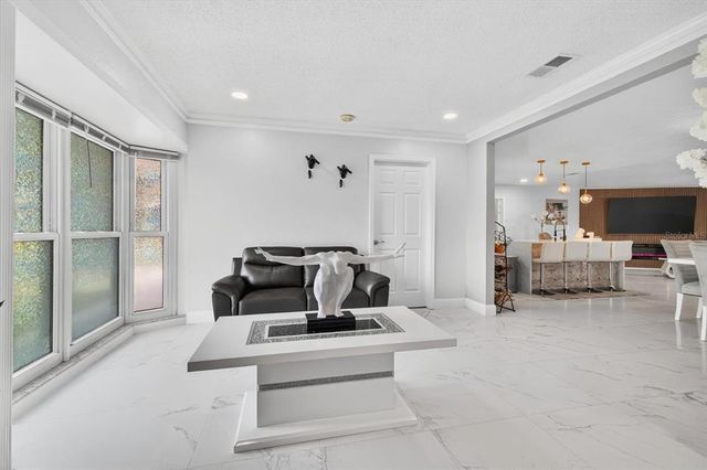 7321 BROOKVIEW CIRCLE, Tampa, FL 33634