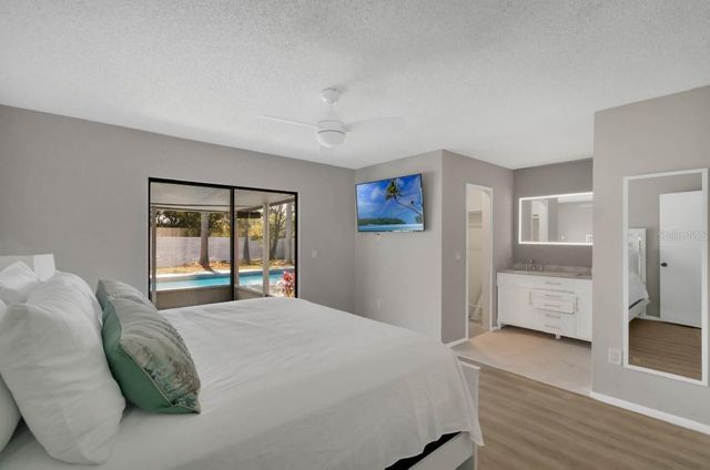 1236 LAMPLIGHTER WAY, Orlando, FL 32818