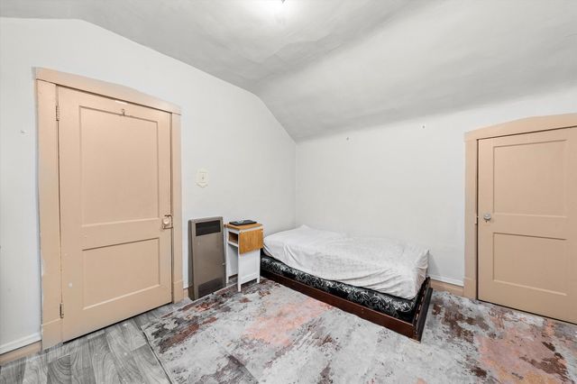 4929 S Kedvale Avenue, Chicago, IL 60632