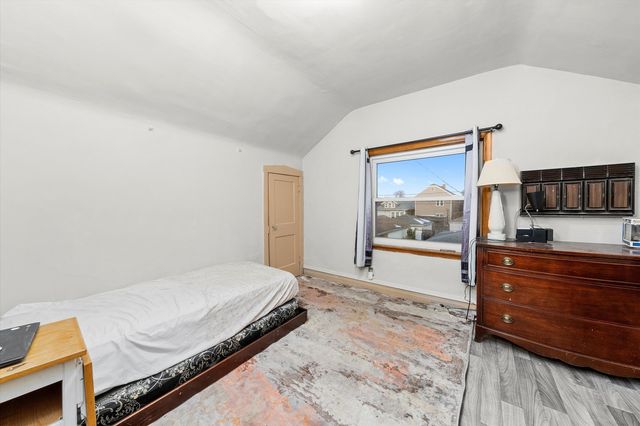 4929 S Kedvale Avenue, Chicago, IL 60632