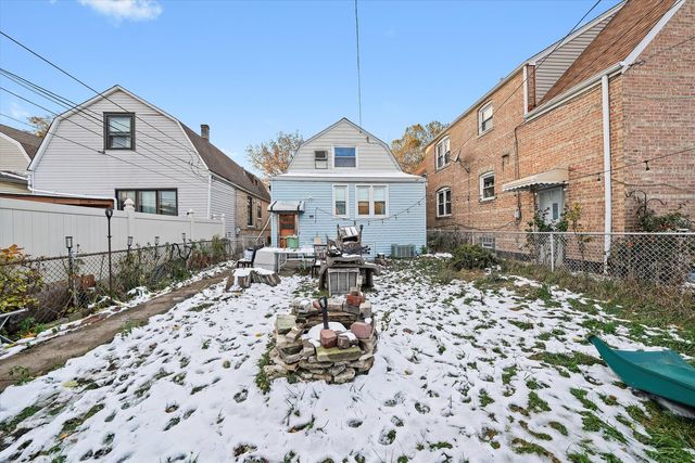 4929 S Kedvale Avenue, Chicago, IL 60632