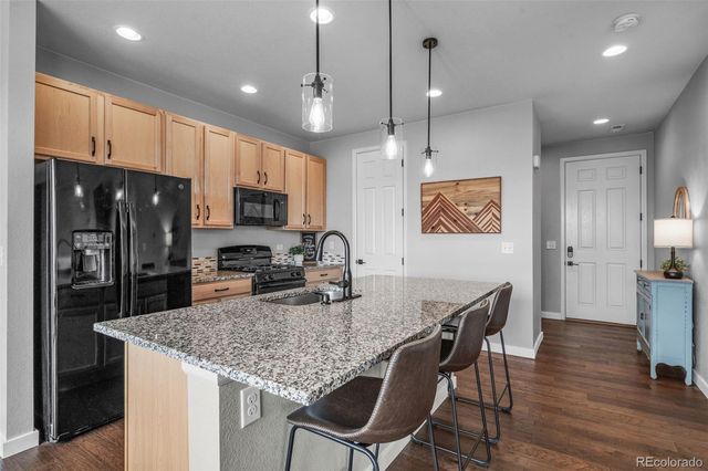 512 Blue Teal Drive, Castle Rock, CO 80104