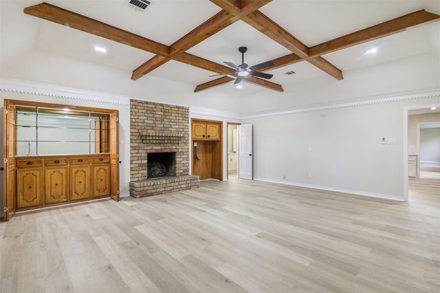 6903 Vinewood Circle, Houston, TX 77088