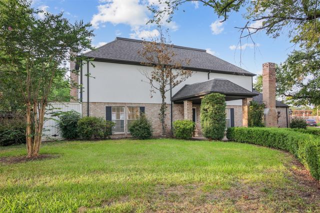 6903 Vinewood Circle, Houston, TX 77088