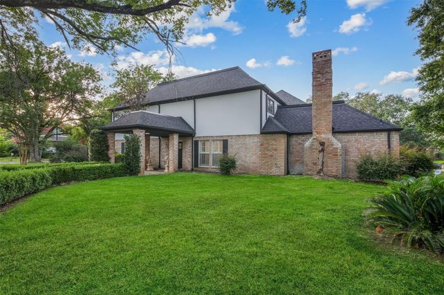 6903 Vinewood Circle, Houston, TX 77088