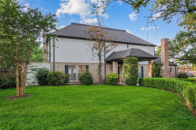 6903 Vinewood Circle, Houston, TX 77088