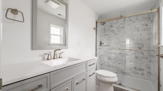 4891 Decker Avenue NE, Thornville, OH 43076