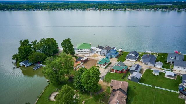 4891 Decker Avenue NE, Thornville, OH 43076