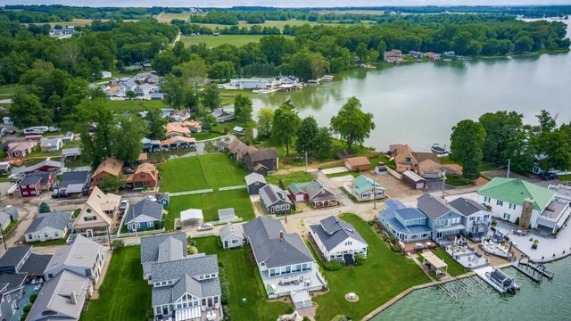 4891 Decker Avenue NE, Thornville, OH 43076
