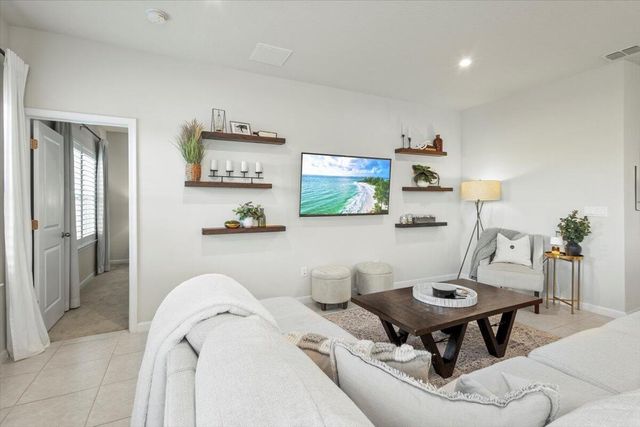 10645 SW Vasari Way, Port St Lucie, FL 34987