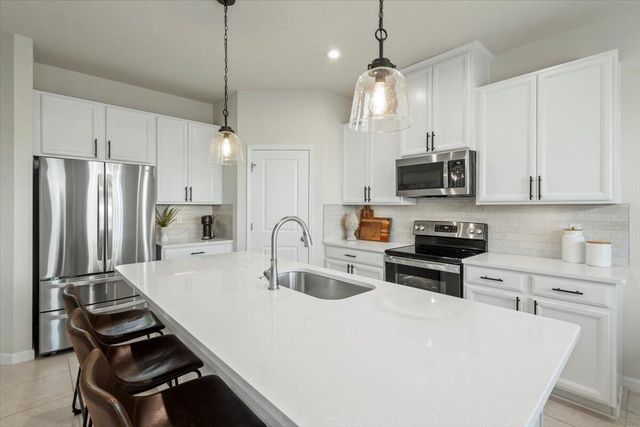 10645 SW Vasari Way, Port St Lucie, FL 34987